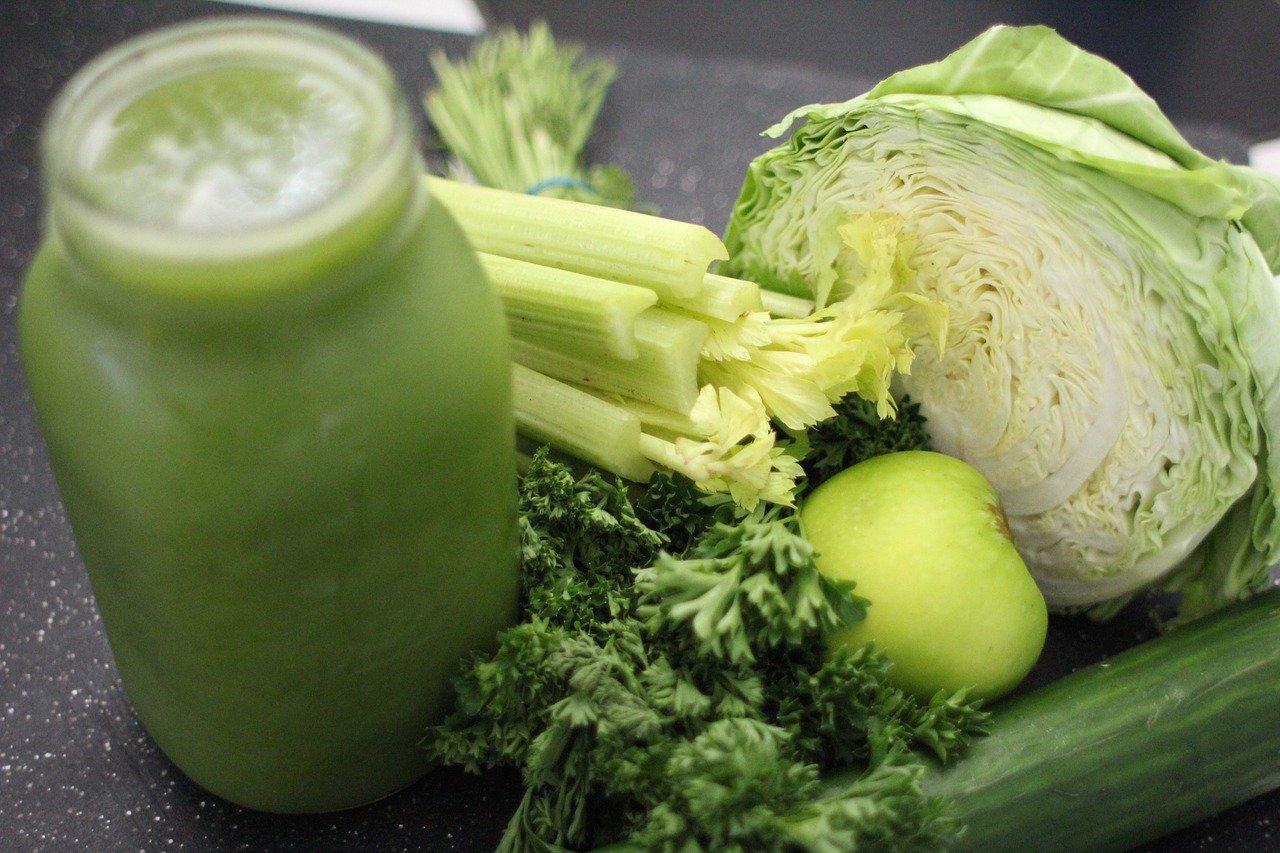 Juicing vs. Blending: Which Suits You Better? 